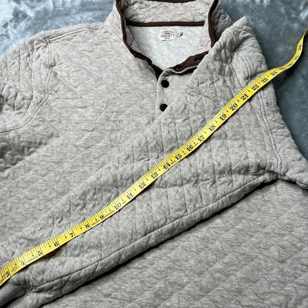 Faherty Sweater Men Size XL Beige Epic Quilted Fleece Quarter Snap Pullover - Picture 5 of 6